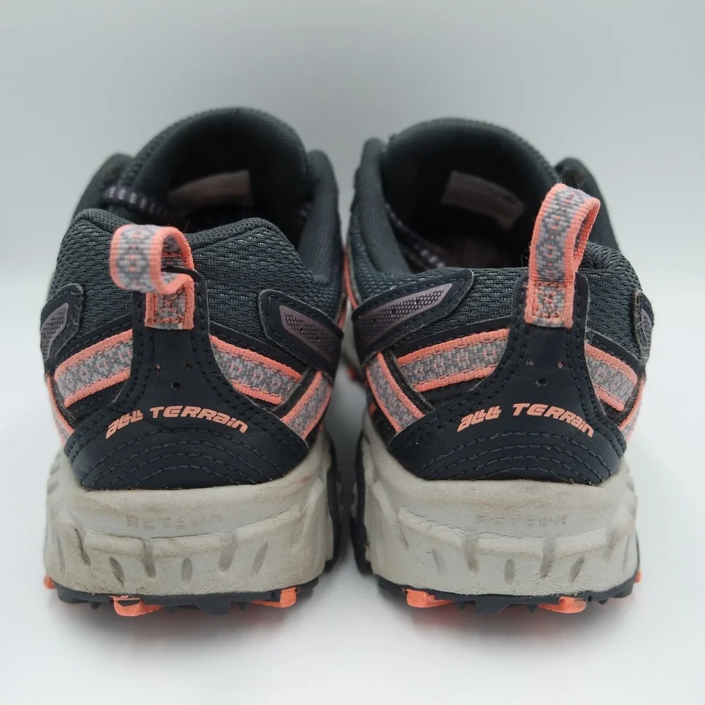New Balance 410v5 All Terrain Trail Running Shoes Womens Grey Sneaker Size 7.5